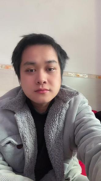 #ios ios系统 26.2 体验了一晚上的感受,很丝滑,很费电,有点烫!