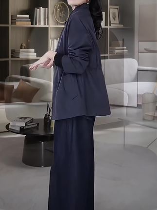 #时尚穿搭 #风衣穿搭 #洋气减龄 #简约穿搭 #秋季穿搭