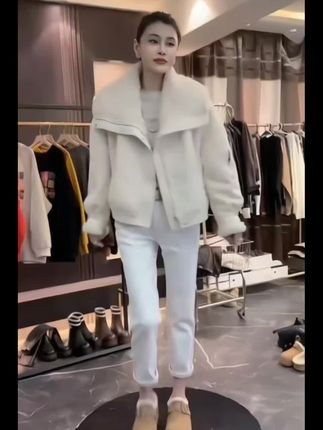 #品质女装 #新款宽松毛毛大领外套#暖fufu的冬日ootd#时尚穿搭 #时尚潮流