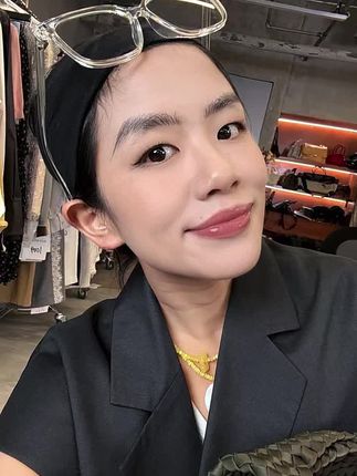 化了一个美美的妆、去录视频啦…#小众设计感
