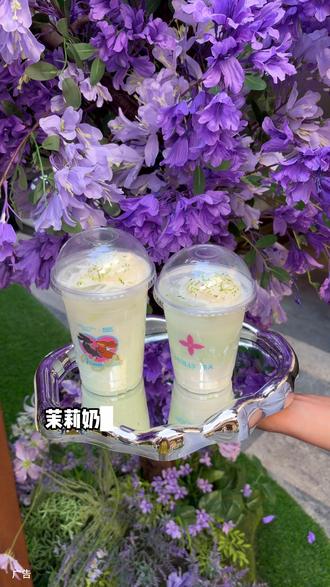 茉莉奶白三款蜜瓜系列全测评 你们更喜欢哪一杯呢#茉莉奶白 #茉莉奶白蜜瓜系列 #茉莉奶白ROSYDOEDIAN联名#茉莉奶白ROSYDOEDIAN联名#茉莉奶白DOEDIANDIAN