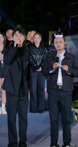 @高杰⁷¹⁸29.30生日粉丝狂欢节! @豆豆吃不饱 .【758团队招人】