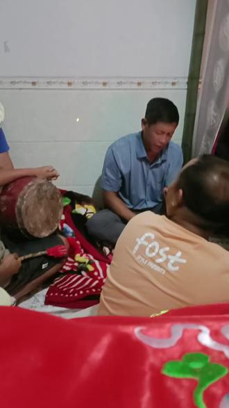 婆婆突发疾病,与世长辞,现定于农历七月初六。(阳历8月21号)为婆婆举行吊唁仪式,望各位亲戚朋友与我们一起送老人家最后一程!