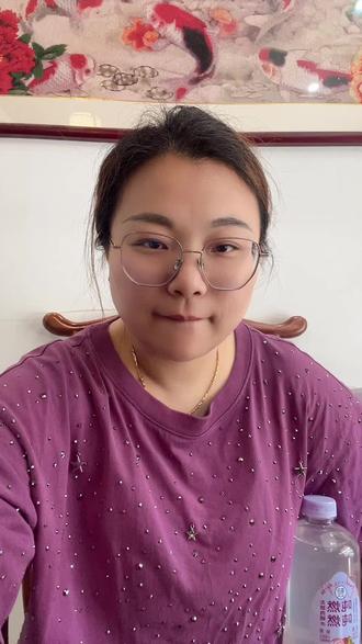 哈哈,都说喝一瓶能瘦5斤,我得看看到底怎么个事~