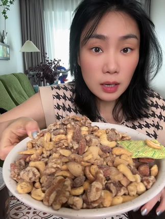 测评百草味黑松露坚果