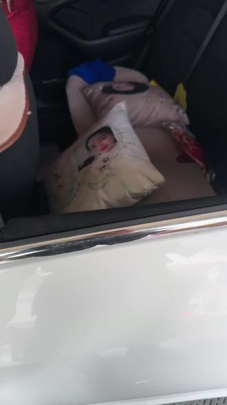 老款K3后车窗压条拆卸