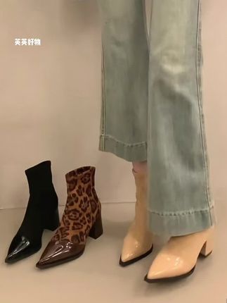 #短靴 #尖头短靴 #粗跟靴 #好穿又好搭 #穿出高级感