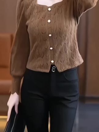 高级感法式衬衫女,长袖洋气上衣春秋新款小个子漂亮显瘦时尚打底衫#辣妹穿搭大赏 #休闲穿搭 #性感辣妹 #穿搭搭配 #潮流穿搭休闲风