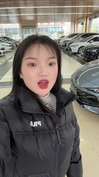 #名爵MG7 #赣州二手车 #赣州二手车评估 #赣州收车 #媛媛二手好车 买它的三个理由,希望对你有帮助
①外观设计优雅运动 :采用“猎美”设计语言,拥有溜背式车身、无框车门和三段式主动电动尾翼,造型流畅且富有冲击力。
②配置丰富实用 :标配LED灯组,中高配车型配备斑马洛神8155智能座舱系统、BOSE音响等。
③动力性能强劲:2.0T车型最大功率192kW,最大扭矩405N·m,零百加速仅需6.5秒。