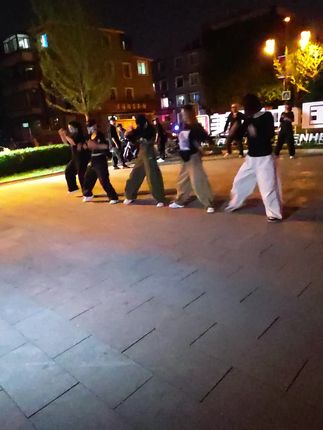 #跳舞 #跳舞使我快乐 #跳跳更健康