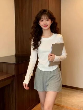 #优雅气质 #甜美穿搭 #百搭上衣 #这也太好看了