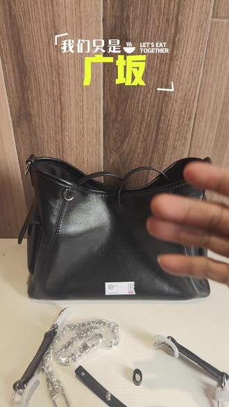 黑武士carryall的吊牌跟肩带的安装方法,手把手教学,保姆级教程#创作灵感 #carryall #黑武士carryall #lv #lv包包