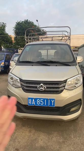 #长安跨越王 长安跨越王x1单排高栏小货车,#单排高栏 车况不错,有空调助力,电动车窗#车况极品 #二手货车 有看中的老板,安排带回家!#小货车