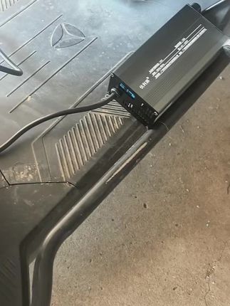 雅迪新国标铅酸快充充电器#加工生产 #电商仓库 #举杯万事接轻松 #雅迪电动车充电器 #雅迪铅酸快充