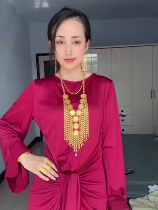 #高级感穿搭 #好看的连衣裙 #我要上热们 #上热搜