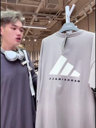 流光风adidas阿迪达斯男子运动休闲长袖T恤#休闲穿搭 #外套穿搭 #外套分享 #运动休闲 #创作灵感