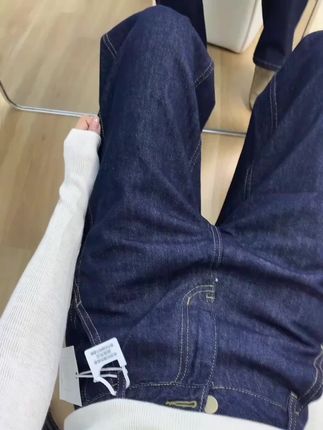 #自留款穿搭 #拽姐穿搭ootd #每日穿搭美美哒 #牛仔裤#百搭裤子