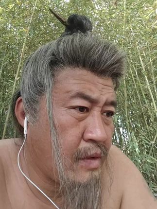 哎呀妈呀,这电话让我接的。死的心都有。