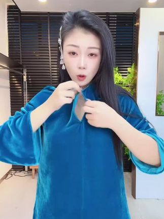 100桑蚕丝丝绒简约纯色水滴领花瓣袖真丝丝绒衬衫上衣CXA18#桑蚕丝 #上衣 #真丝上衣 #面料柔软舒适 #简单大方时尚款