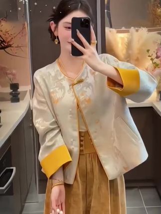 #请欣赏赵露思的今日穿搭 #甜美穿搭 #国风服饰 #初秋一周不重样穿搭 #早秋贵气感穿搭