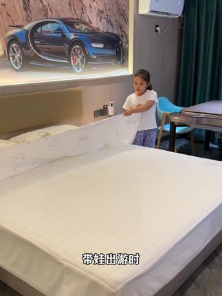假期准备带孩子出门旅行的,这个#一次性床单四件套 一定要准备好,酒店的那么多人用过,想想都隔应,这个亲肤柔软睡得很舒服舒#一次性床单四件套 #旅行必备 #亲子游