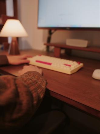 AI帮你记笔记!2026,试试用AI录音卡开挂 分享一个AI工具,能自动生成会议纪要、以及把视频课程变成文字课件
#科技下一站 #ai效率工具 #ai录音笔 #AI总结 #DIngTalkA1