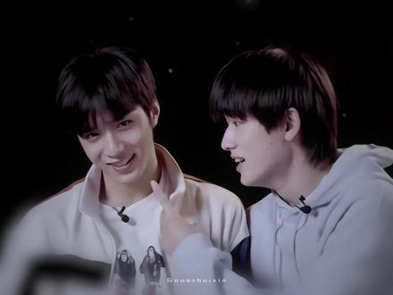 提问:老婆总爱发可爱疯怎么办
刘要闻:宠着呗!
#文轩 #碗盆 #刘耀文宋亚轩 #磕糖 #早期