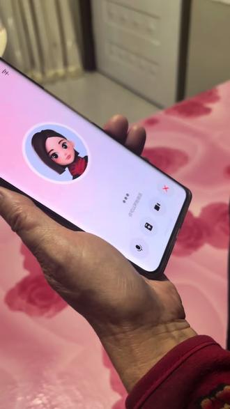 一转头姥和豆包唠上了#豆包开始混入奇怪的豆馅了 #姥姥的嘴到底有多碎 #东北甜妹 #鸟语花香 @豆包