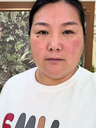 家人们今天辉总带我们来到了这个地方,说在这里等着他们兄妹俩!中午12点直播间不见不散家人们@辉总(与爱同行) @安徽农村(胖大姐) @安徽农村(胖大姐)生活号 @安徽农村胖大姐(老李)
