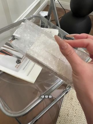 快快快!快来薅戈戈舞12色眼影盘的大羊毛啦!每个配色都超美,上脸真的巨巨巨好看#美妆#眼影盘 #好物推荐🔥
