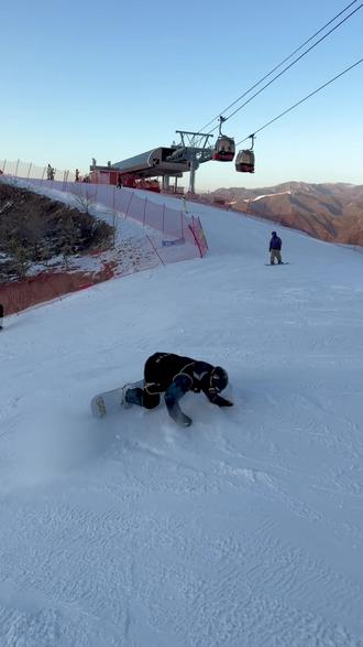 怕个球,跌倒咱就爬起来。#淡定哥 #库里南bb版