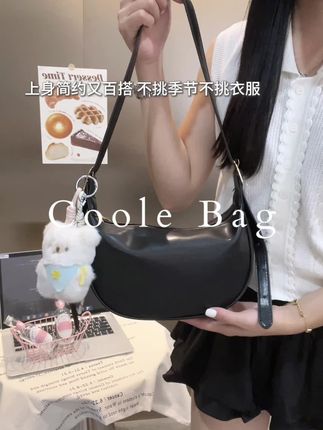 解放双手的斜挎设计,解放心情的明快配色,出门带它,轻松又吸睛#推荐 #包