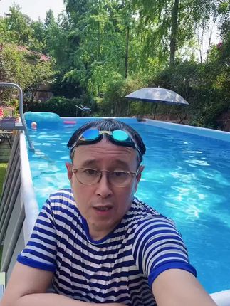 没有一个泳池解决不了夏天的炎热 搭建方便清凉一夏