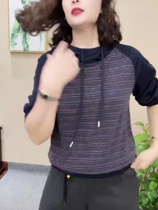 2025秋季新款时尚洋气气质百搭设计感显瘦女士上衣卫衣#面料柔软舒适 #谁穿谁好看系列 #穿出高级感 #洋气减龄 #品质女装