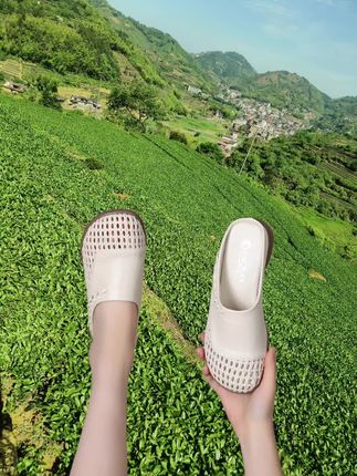 包头拖鞋女夏季外穿新款中跟镂空编织绝美半托高级一脚蹬舒适百搭