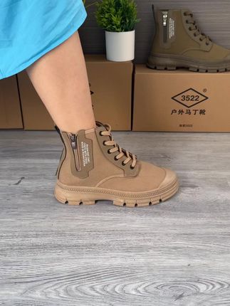 你还在穿板脚累脚的劳保鞋吗?#劳保鞋 #劳保鞋防砸防刺 #劳保鞋源头厂家