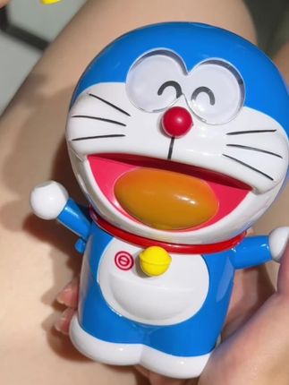 有趣的机器猫可以掏出玩具#哆啦a夢 #儿童礼物 #礼物