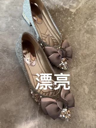 新款春夏小香风漂亮软底鞋,这是我的第三双,你们就说最好鞋好不好吧#软底软面超好穿 #时尚美鞋