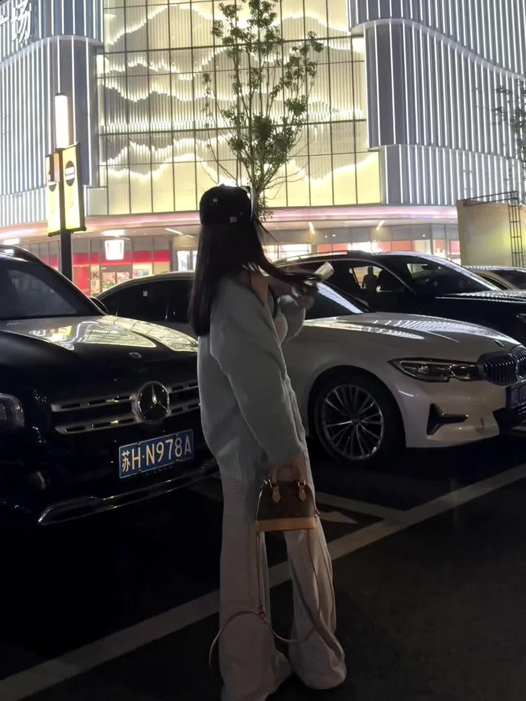 亲爱的 不要和别人一起欺负自己#抖音推广