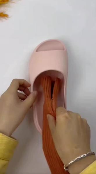 找找家里有没有旧毛衣?很实用的哦!