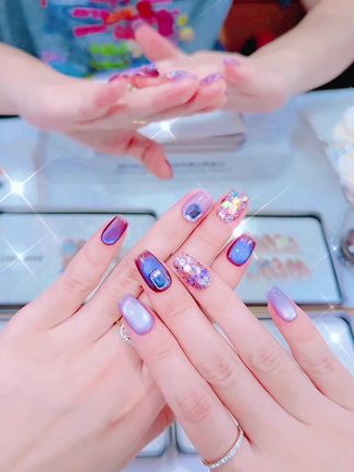 #美甲我们是认真的 #美甲💅 #爆闪美甲 #美甲分享 #强烈推荐