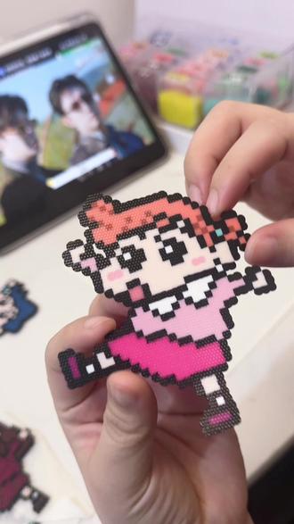 小小无孔,拿捏拿捏🤏🏻
需要定制的宝宝私信我哦#拼豆#蜡笔小新#蜡笔小新拼豆#拼豆定制#拼豆接单