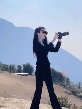小洋名媛气质显瘦套装……