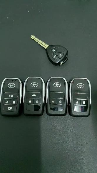 丰田直板遥控改新款折叠遥控#汽车钥匙 #汽车用品 #丰田钥匙升级 #钥匙改装 #改装折叠钥匙