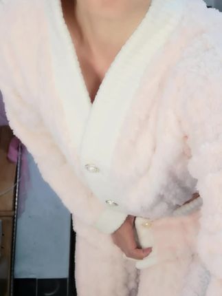 姐妹们,你们赶紧来抢这套珊瑚绒睡衣,左下角的价格真的好离谱!#保暖睡衣家居服 #珊瑚绒睡衣套装 #女士睡衣推荐