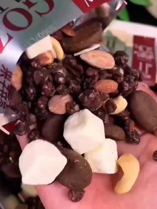 #坚果燕麦脆 #零食推荐