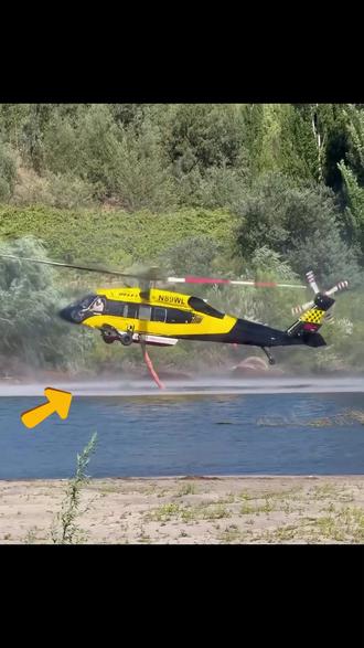 见过喝水就鼓肚子的直升机吗? #河北庆鑫通航直升机飞行营地 #直升机灭火 #农林喷洒 #直升机灭火全过程 #黑鹰直升机