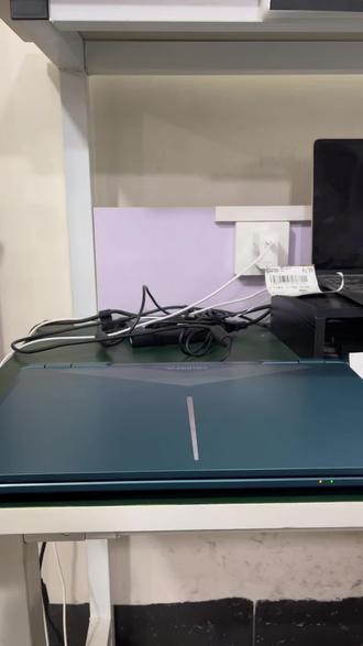 七彩虹隐星P15,长按开机键,开机指示灯一闪一闪的,键盘灯不亮屏幕黑屏不显示,主板短路不开机,主板芯片级#七彩虹笔记本维修 #七彩虹隐星p15 #七彩虹隐星P15维修 #笔记本维修 #笔记本不开机维修