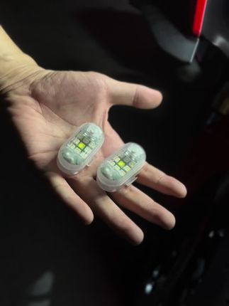 别开你的电驴了,开这玩意好,#机车 爆闪飞机灯
