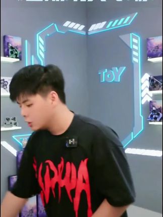 直播专属新款六代特技遥控飞机自动悬浮一键返航无头模式落叶飘#遥控飞机 #悬停遥控飞机 #特技玩具 #特技遥控飞机 #自动悬浮遥控飞机
